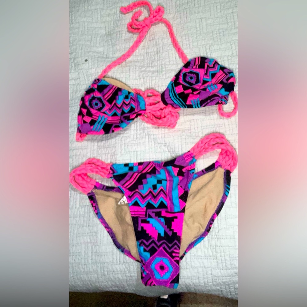 Ravish Sands Bikini Like new!!